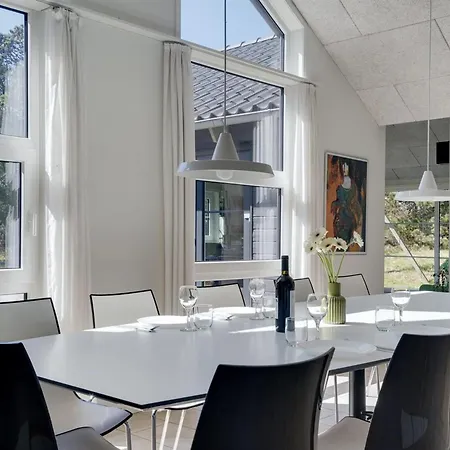 Semesterbostad Lova - 600m From The Sea By Interhome