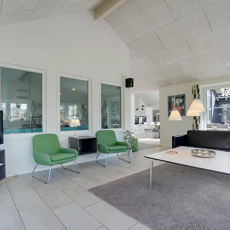 Semesterbostad Lova - 600m From The Sea By Interhome Blåvand