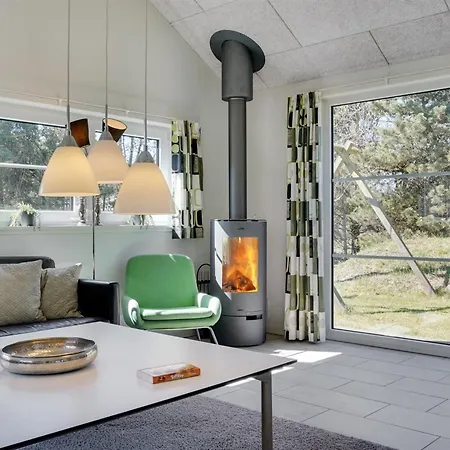 Lova - 600m From The Sea By Interhome Semesterbostad